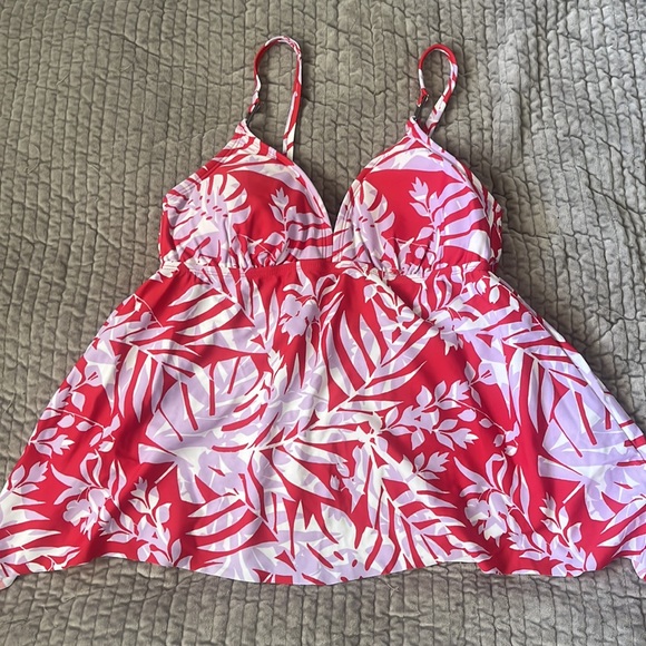 Y2K bathing top🌺 - Picture 1 of 3